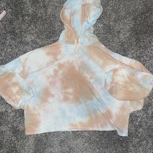 CROPPED HOODIE